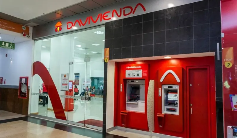 Imagen de referencia para Davivienda · Cosmocentro; puede corresponder a otra sede.